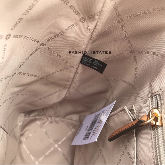 Michael Kors Medium Jet set tote Trifold Wallet - Picture 8 of 8